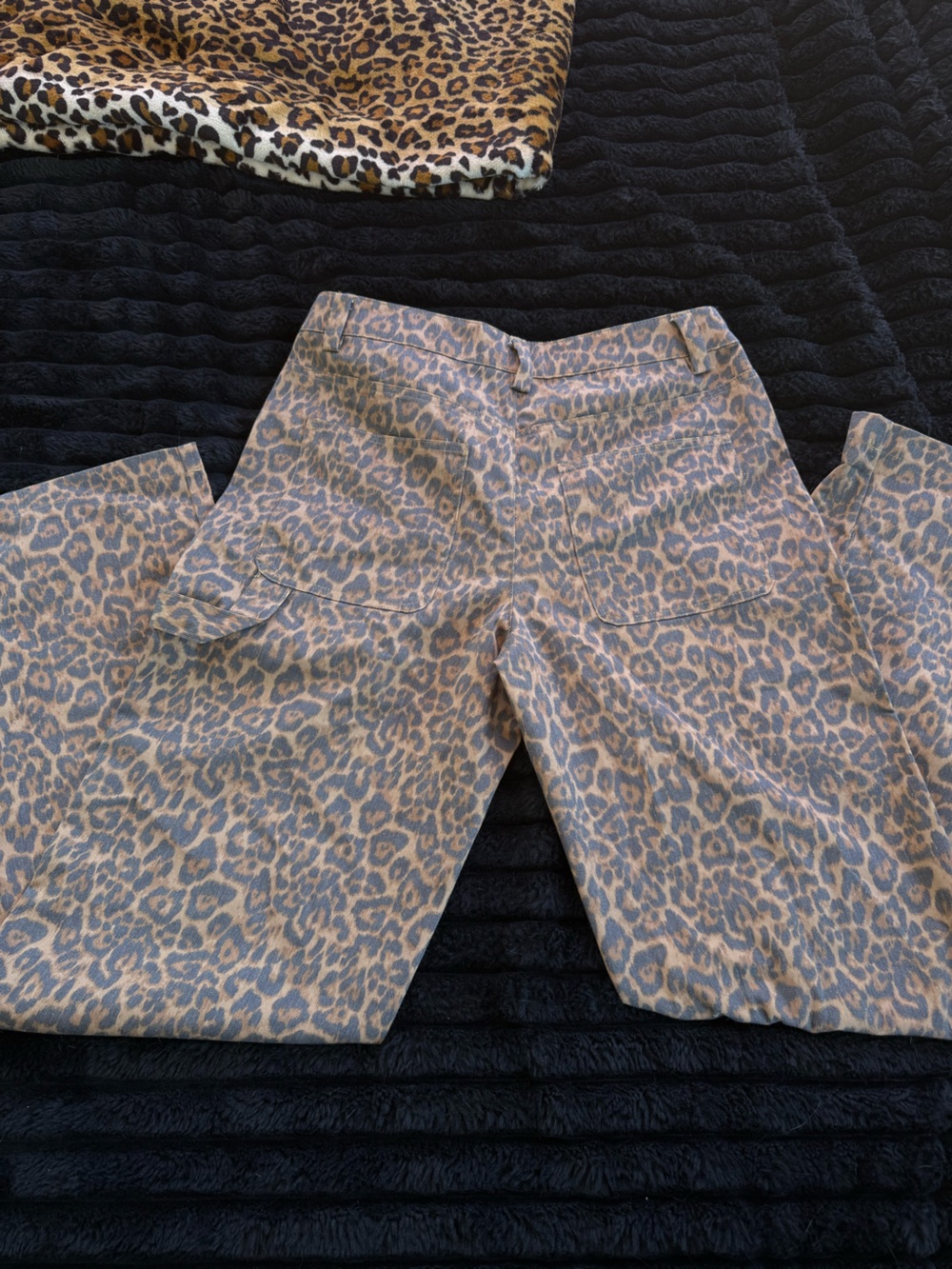 Noisy May Leopard Print Jeans - Taupe & Gray